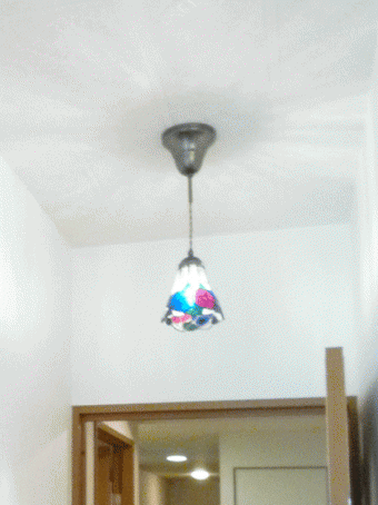 クロスでクラシカルアンティークなお部屋にアップグレード　港区I様邸